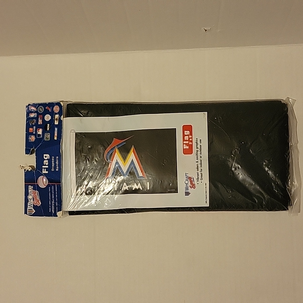 NWT: WinCraft Sports Miami Marlins Flag